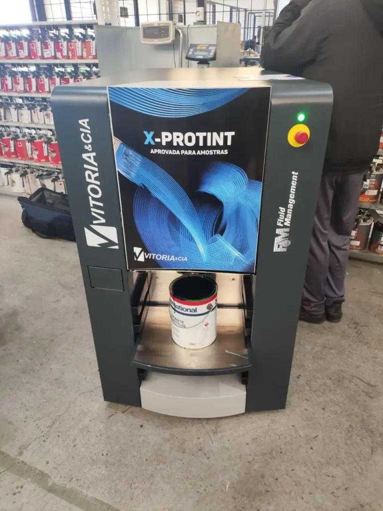 Máquinas dosadoras no sistema tintométrico: imagem da X-Protint